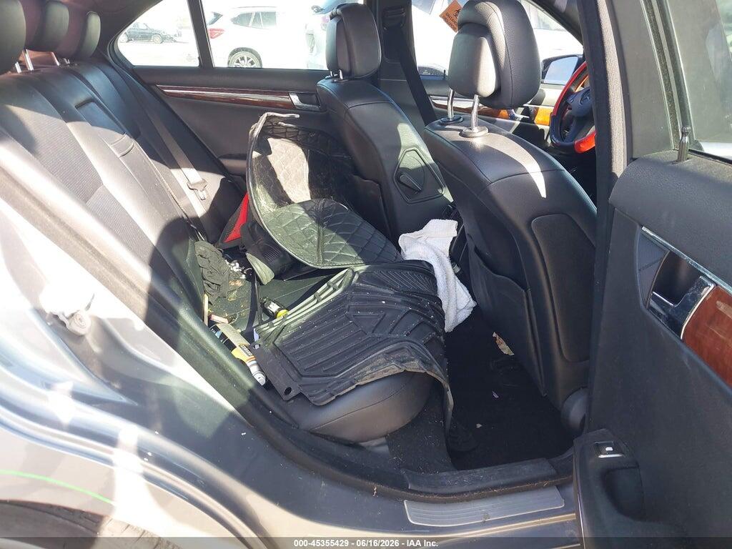 WDDGF5EB7BR137364 2011 MERCEDES-BENZ C 300 photo no. 8