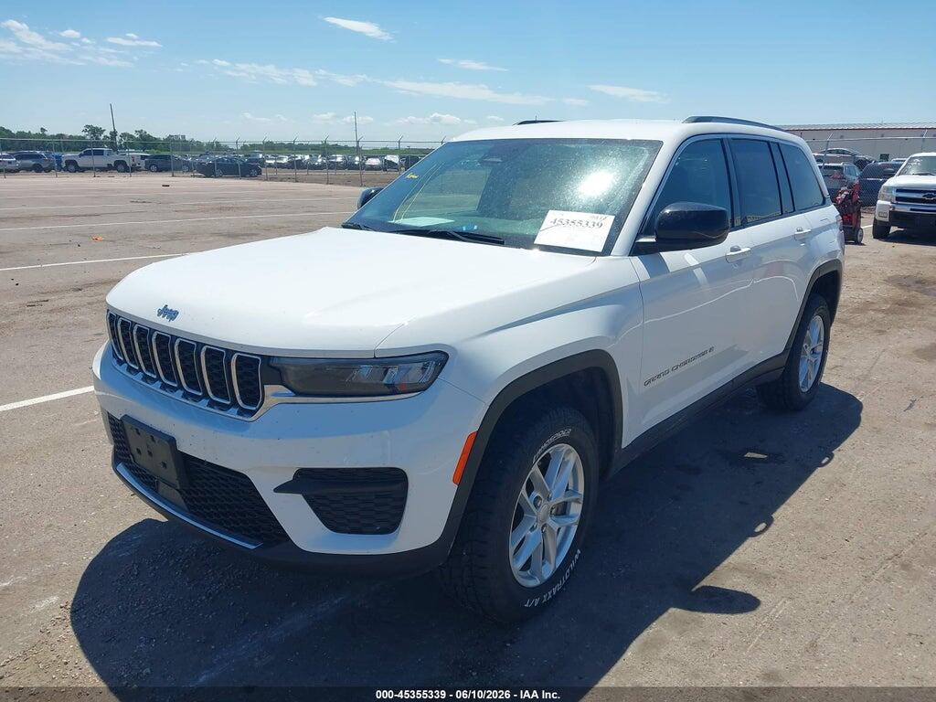 1C4RJHAG6PC549094 2023 JEEP GRAND CHEROKEE photo no. 2