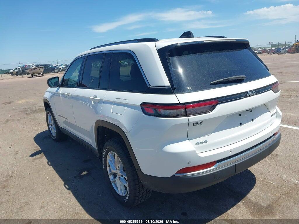 1C4RJHAG6PC549094 2023 JEEP GRAND CHEROKEE photo no. 3