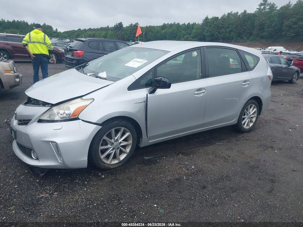 JTDZN3EU5E3317963 2014 TOYOTA PRIUS V photo no. 2