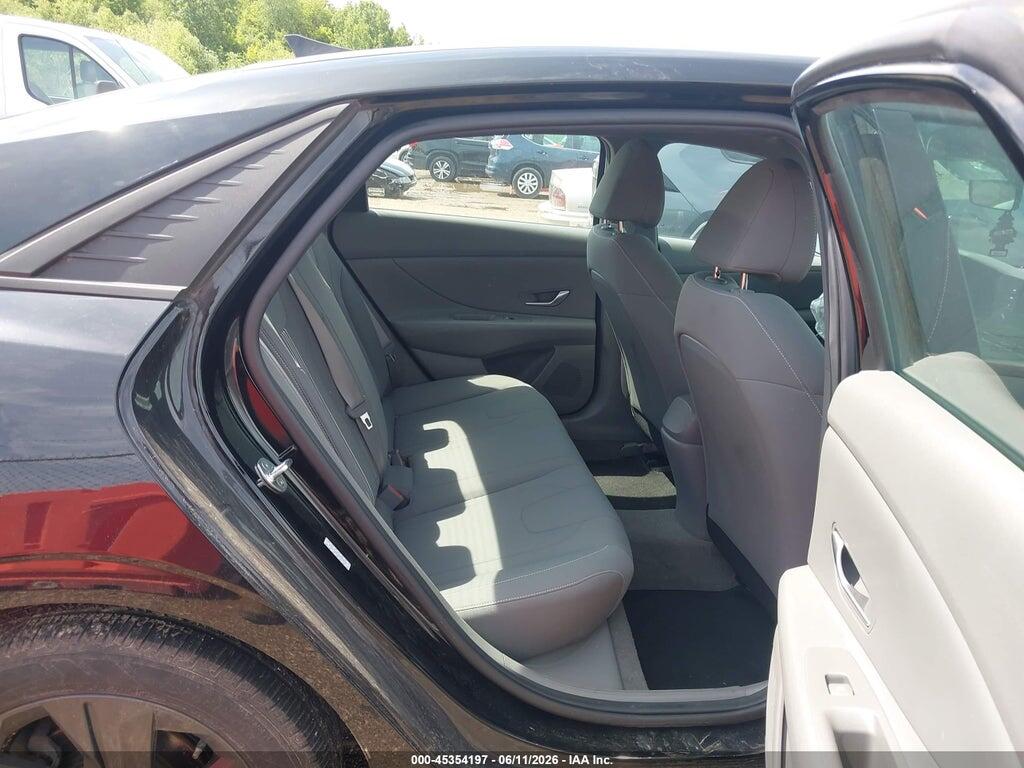KMHLM4AG3NU293375 2022 HYUNDAI ELANTRA photo no. 8