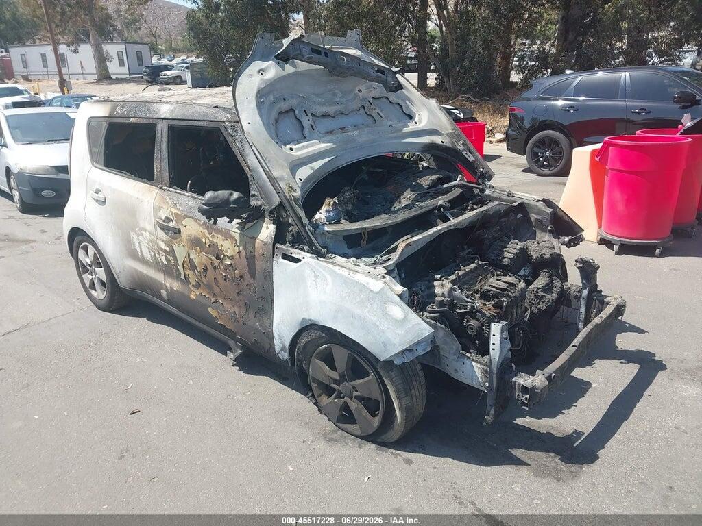 KNDJN2A26J7891941 2018 KIA SOUL photo no. 1