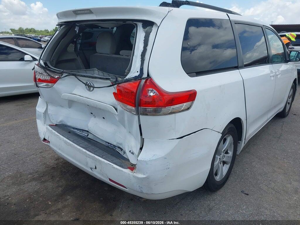 5TDKK3DC4BS105178 2011 TOYOTA SIENNA photo no. 6