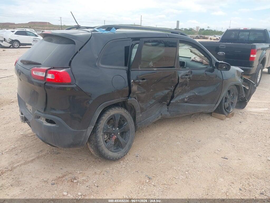 1C4PJLCSXFW742079 2015 JEEP CHEROKEE photo no. 4