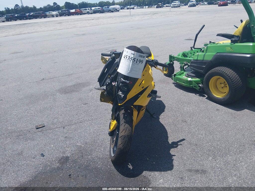 JS1EM13B9R7101002 2024 SUZUKI GSX800 photo no. 5