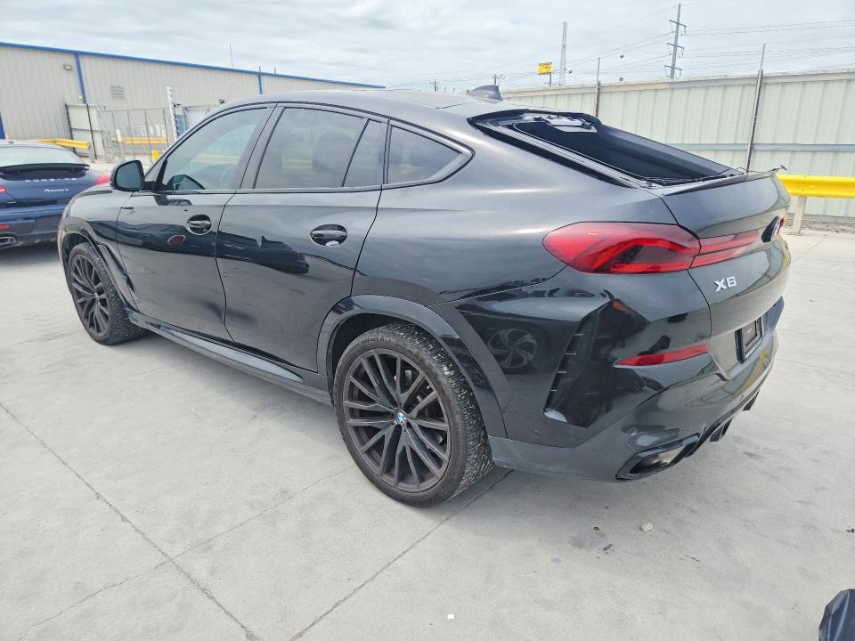 2023 BMW X6 XDRIVE40I — Фото 2 из 13