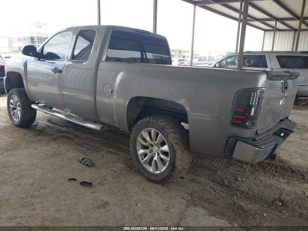 2GCEC19C281312899 2008 CHEVROLET SILVERADO 1500 photo no. 3