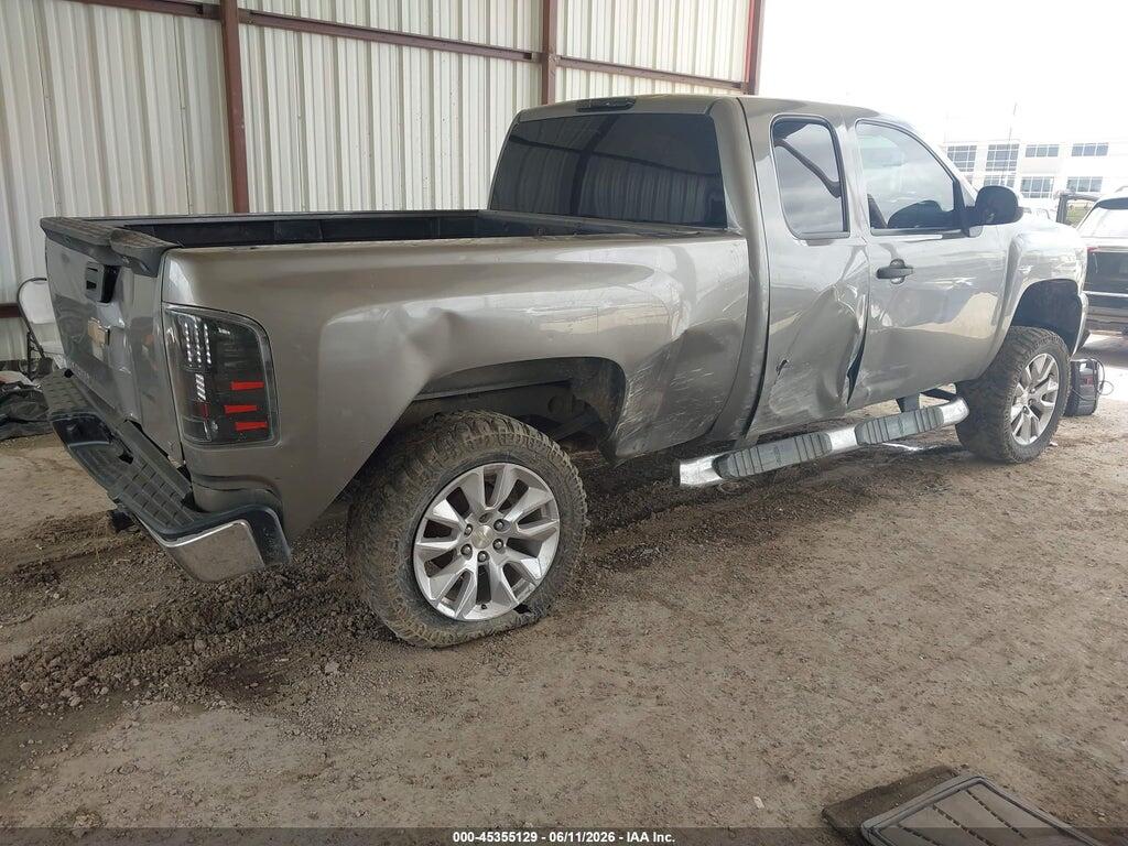 2GCEC19C281312899 2008 CHEVROLET SILVERADO 1500 photo no. 4