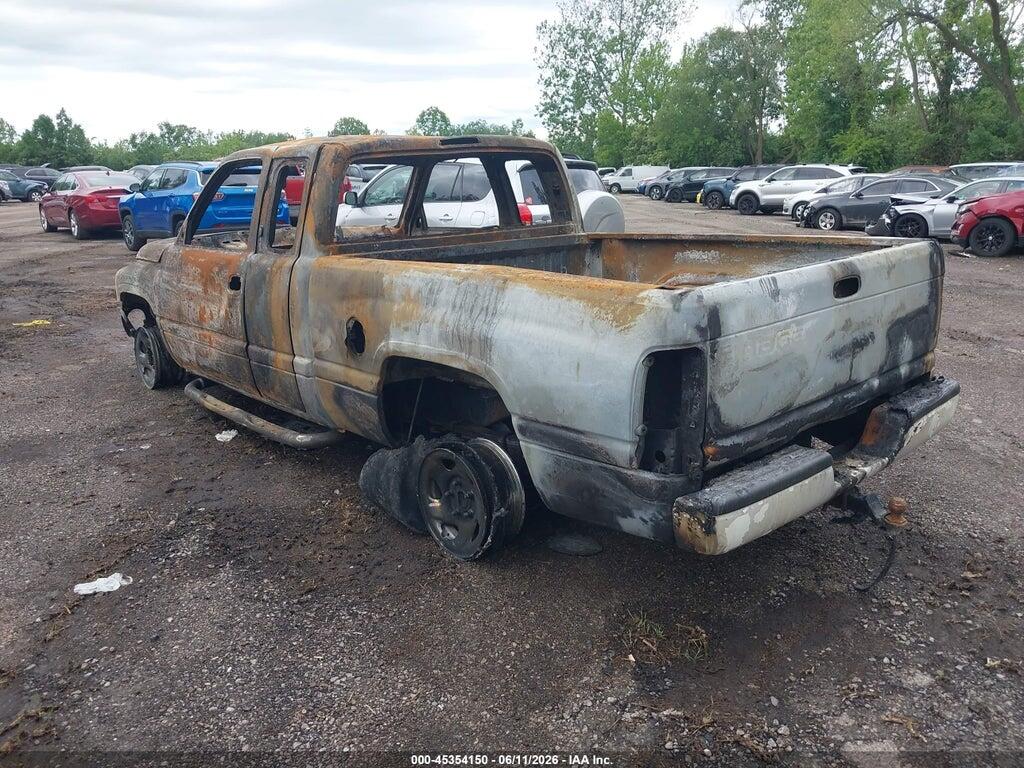 1B7HF13Z4XJ631663 1999 DODGE RAM 1500 photo no. 3