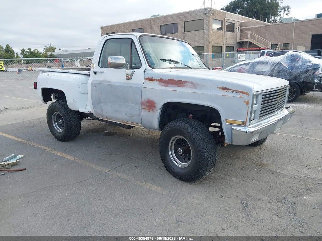 1985 CHEVROLET K10 1GCEK14L4FJ139111