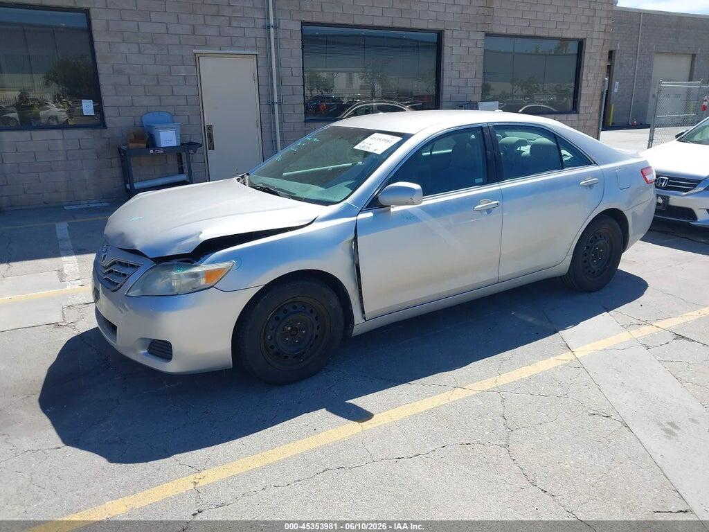 4T4BF3EK0BR109834 2011 TOYOTA CAMRY photo no. 2
