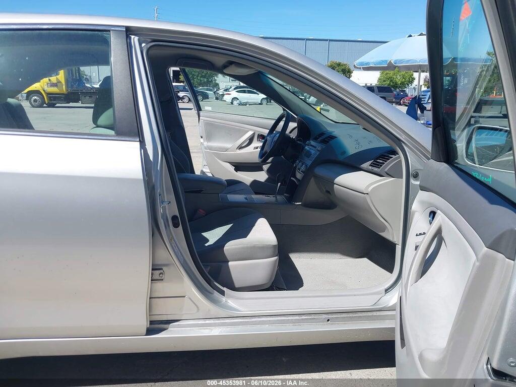 4T4BF3EK0BR109834 2011 TOYOTA CAMRY photo no. 5