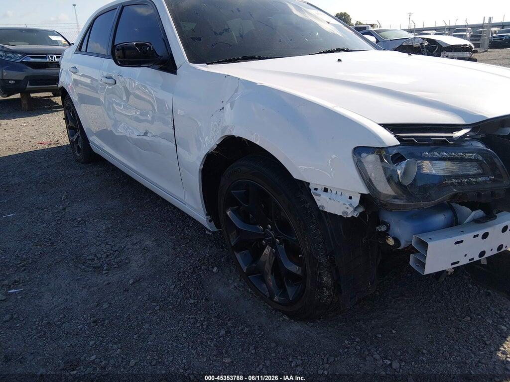 2C3CCABG2NH245412 2022 CHRYSLER 300 photo no. 6