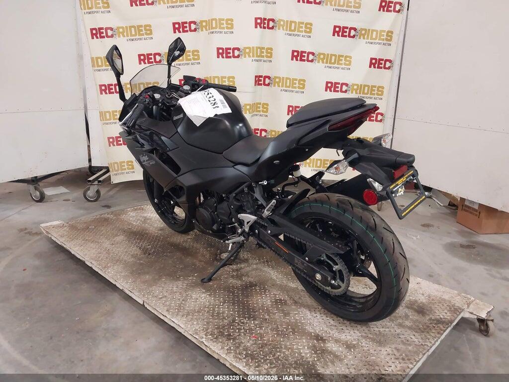ML5EXGH12TDA98689 2026 KAWASAKI EX500 photo no. 3