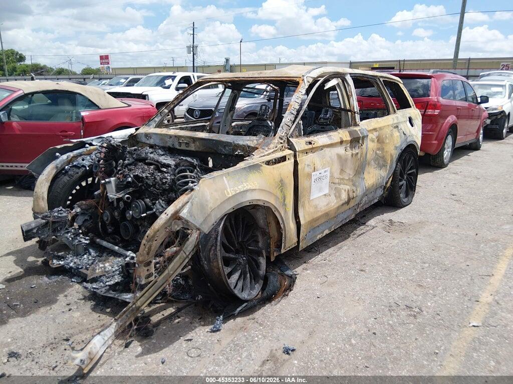 5LM5J7WC0PGL27893 2023 LINCOLN AVIATOR photo no. 2