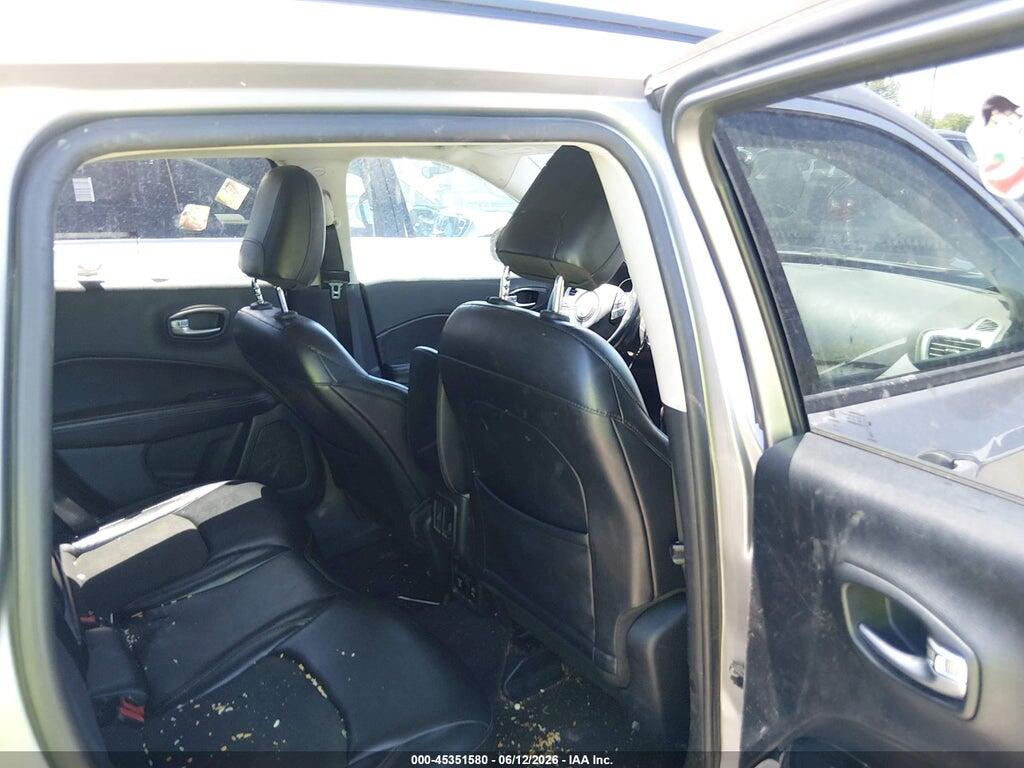 3C4NJDBB6JT418379 2018 JEEP COMPASS photo no. 8