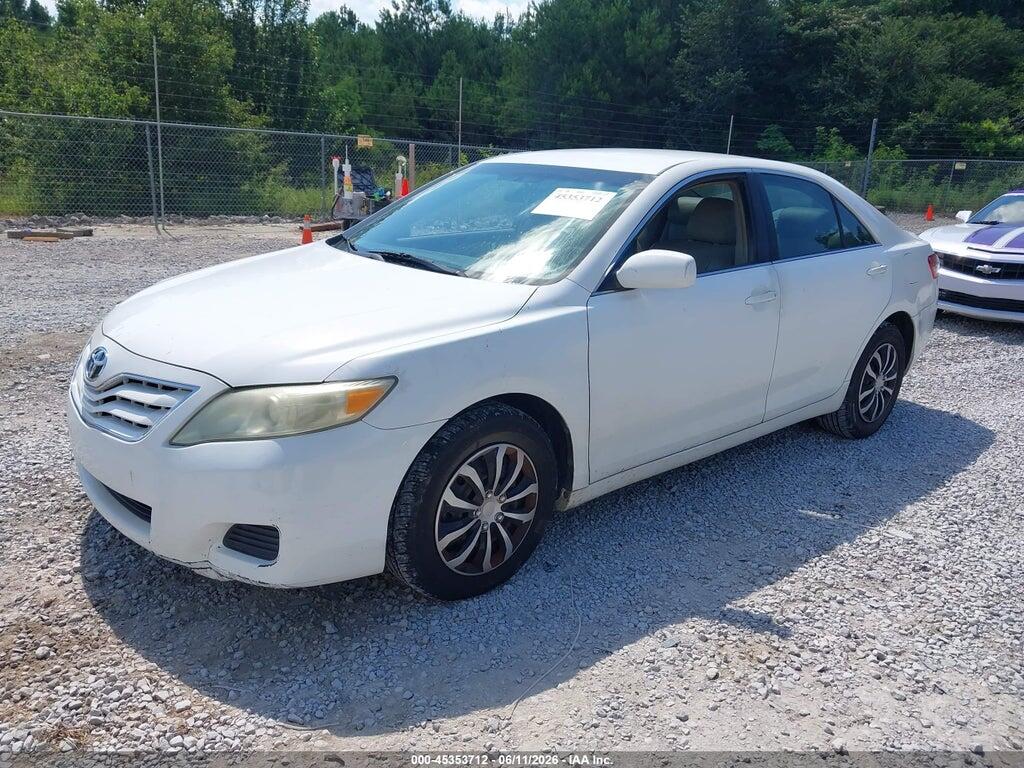4T1BF3EK5BU695845 2011 TOYOTA CAMRY photo no. 2