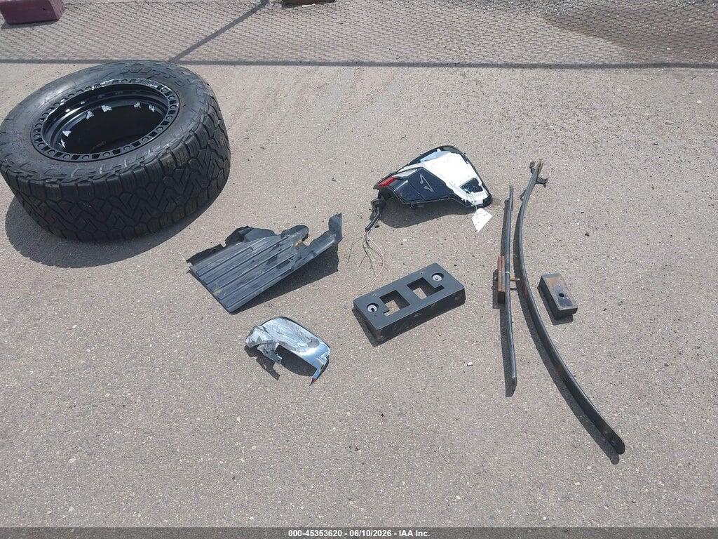 1N6AA1ED7MN505946 2021 NISSAN TITAN photo no. 12