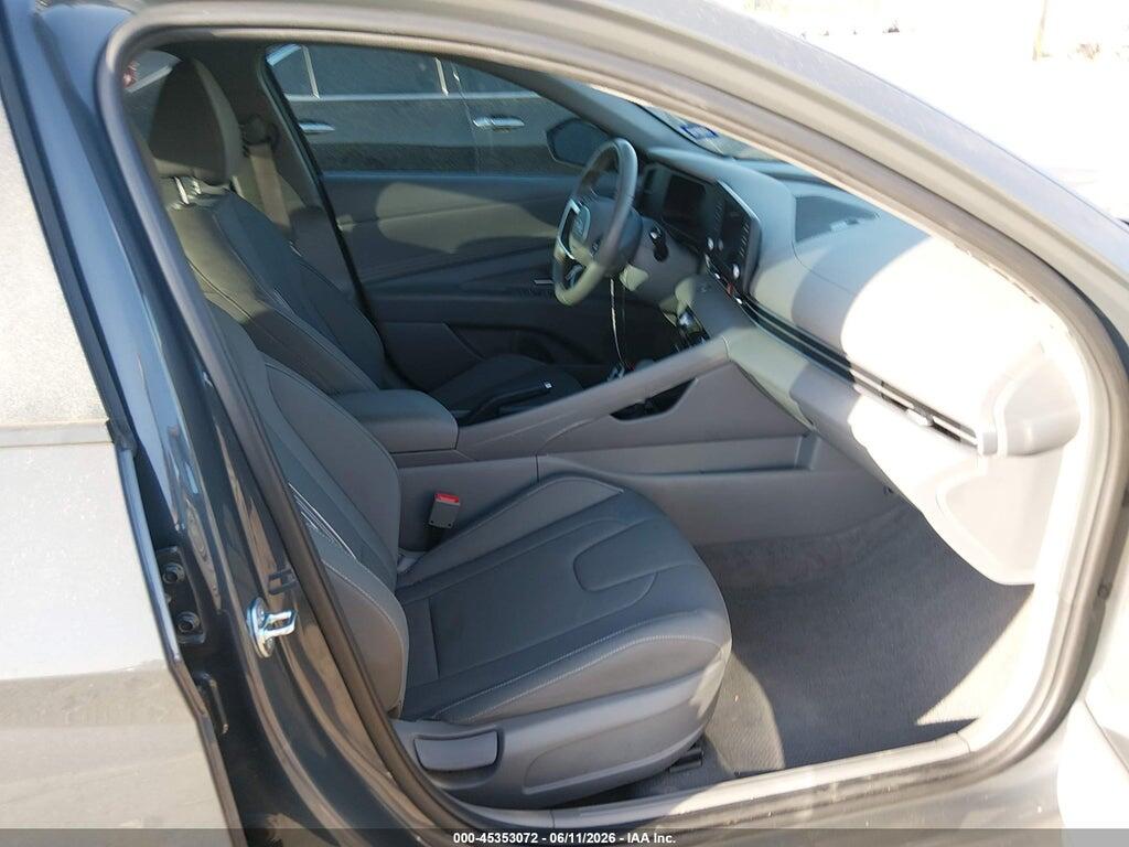 KMHLM4DG1SU973217 2025 HYUNDAI ELANTRA photo no. 5
