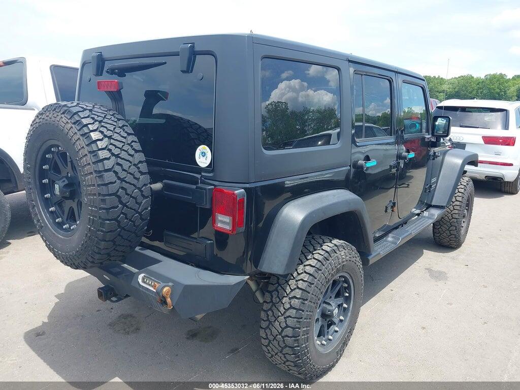 1C4BJWDG0HL592414 2017 JEEP WRANGLER UNLIMITED photo no. 4