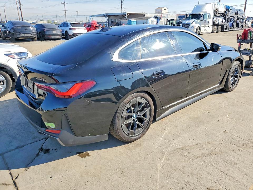 2023 BMW I4 EDRIVE 35 — Фото 3 из 12