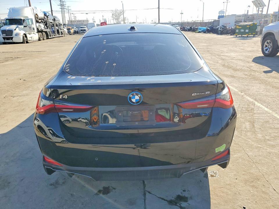 2023 BMW I4 EDRIVE 35 — Фото 6 из 12
