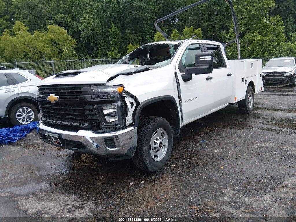 1GB1WLE76RF468209 2024 CHEVROLET SILVERADO 2500HD photo no. 2