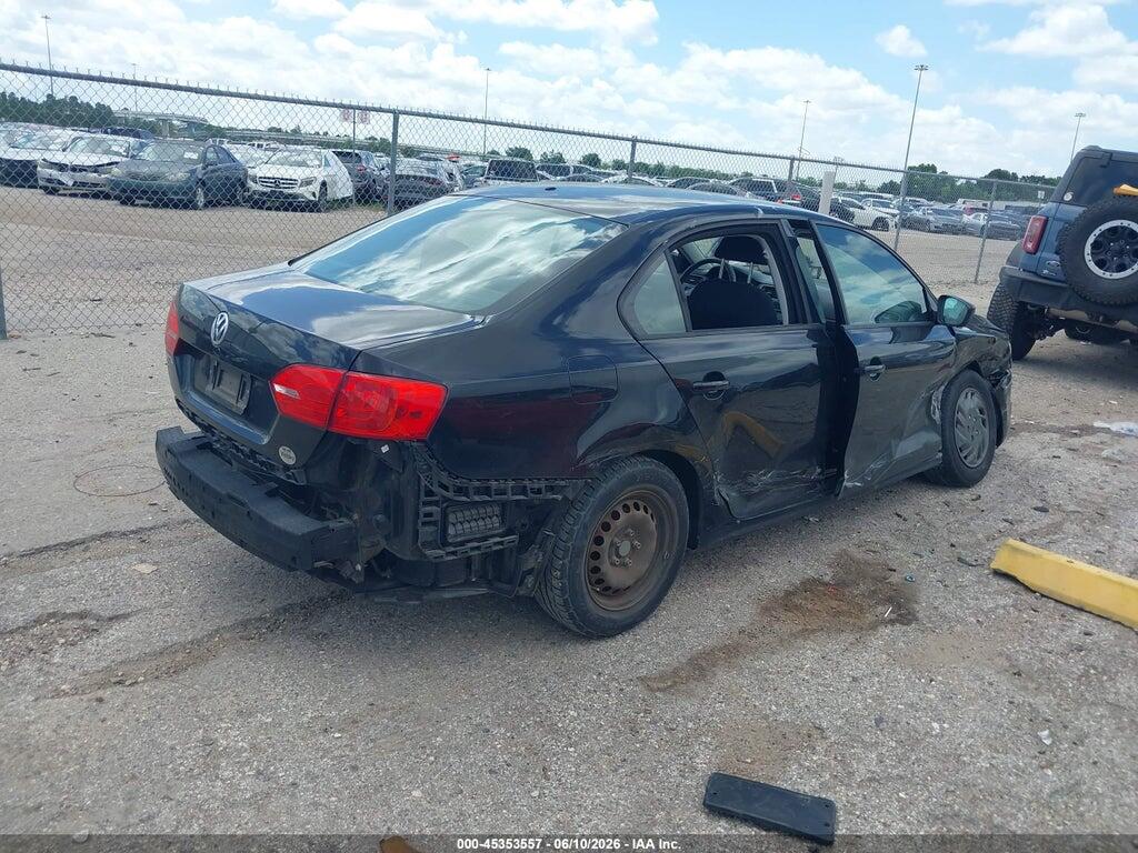 3VW2K7AJ3EM443618 2014 VOLKSWAGEN JETTA photo no. 4
