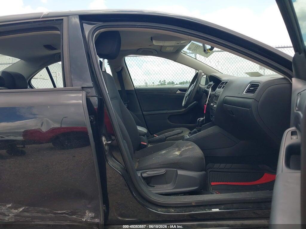 3VW2K7AJ3EM443618 2014 VOLKSWAGEN JETTA photo no. 5