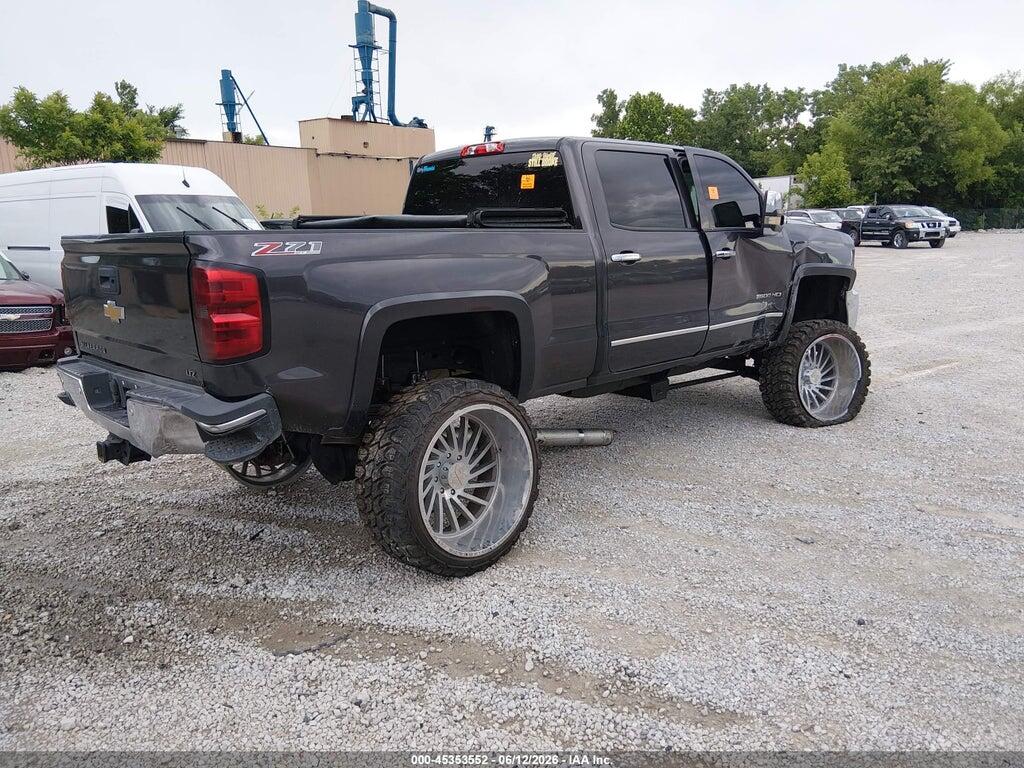 1GC1KWE82FF196304 2015 CHEVROLET SILVERADO 2500HD photo no. 4