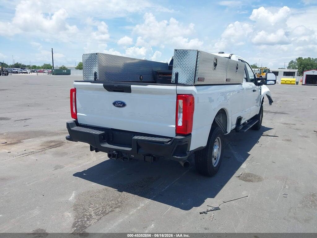 1FT7X2BA0SED52299 2025 FORD F-250 photo no. 4