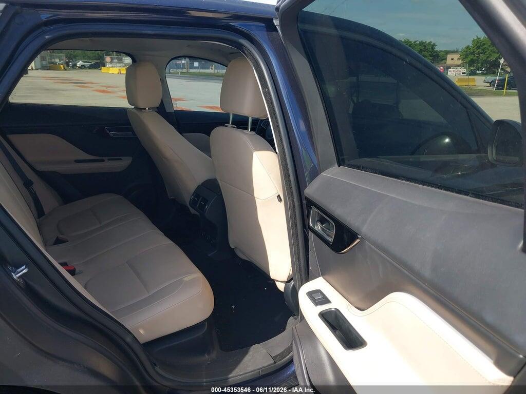 SADCJ2BVXHA055211 2017 JAGUAR F-PACE photo no. 8