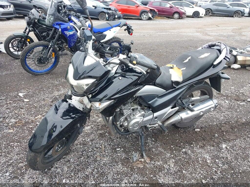 LC6GJ55F1D1101050 2013 SUZUKI GW250 photo no. 2