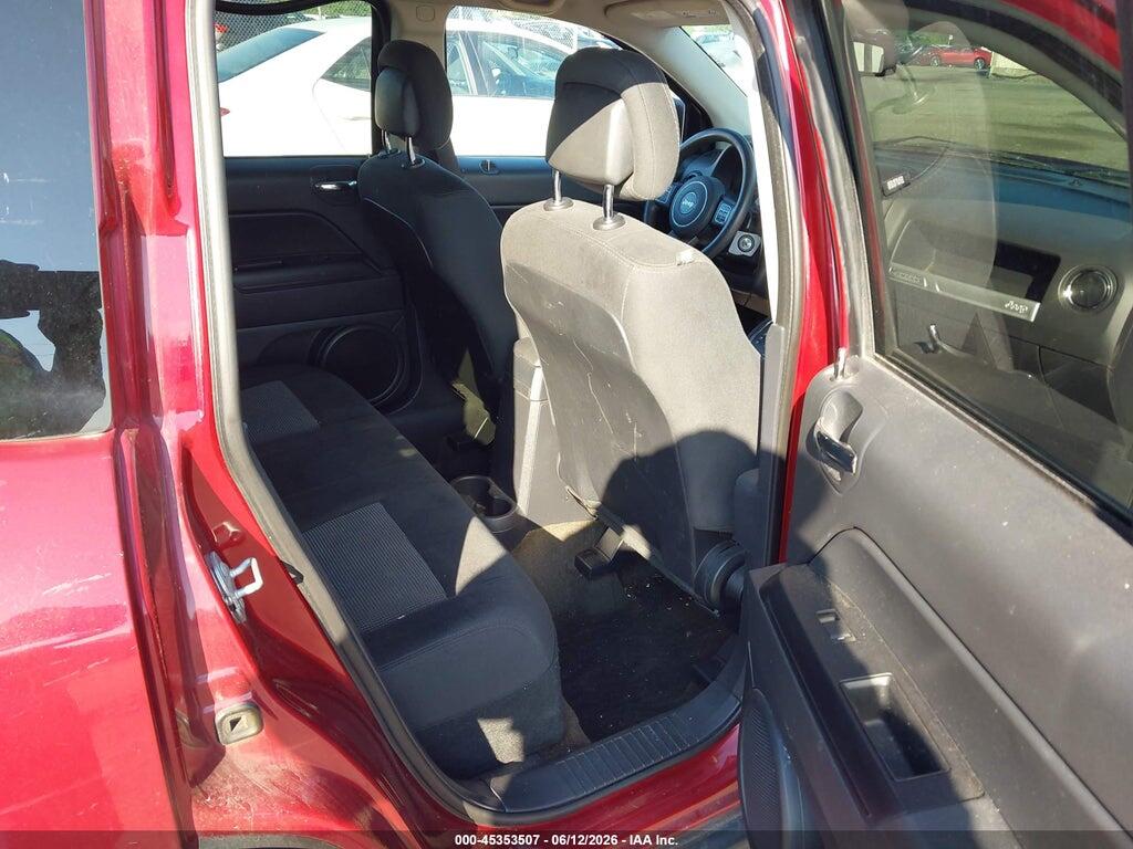 1C4NJDBB3GD723188 2016 JEEP COMPASS photo no. 8