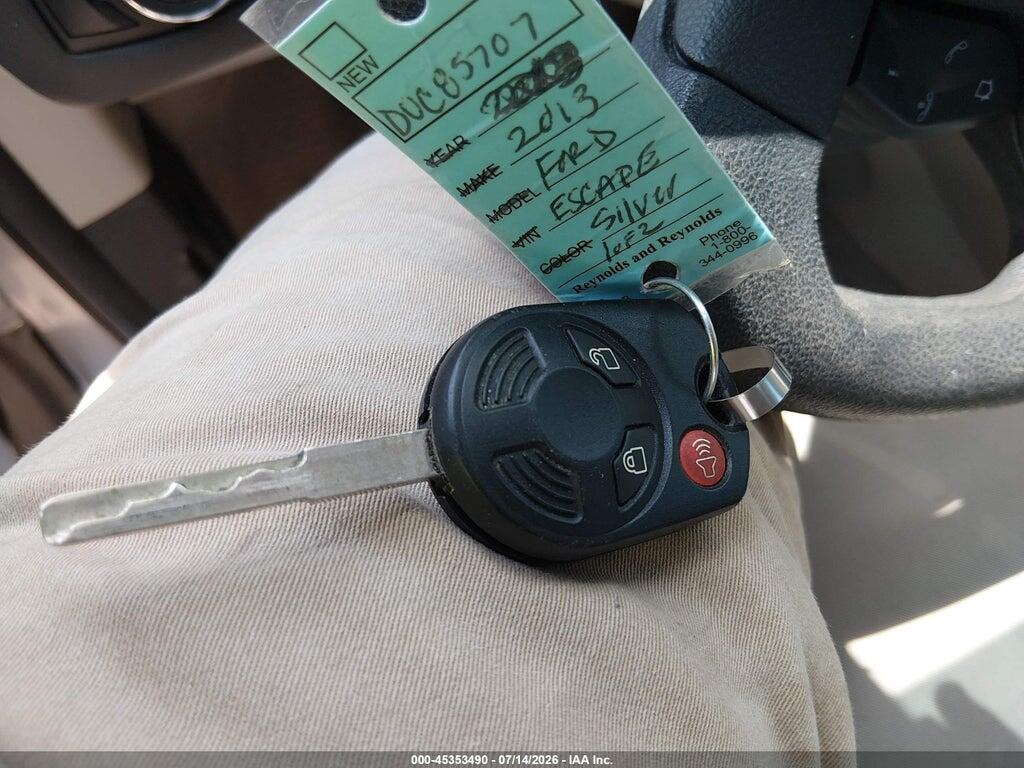 1FMCU0GX8DUC85707 2013 FORD ESCAPE photo no. 11