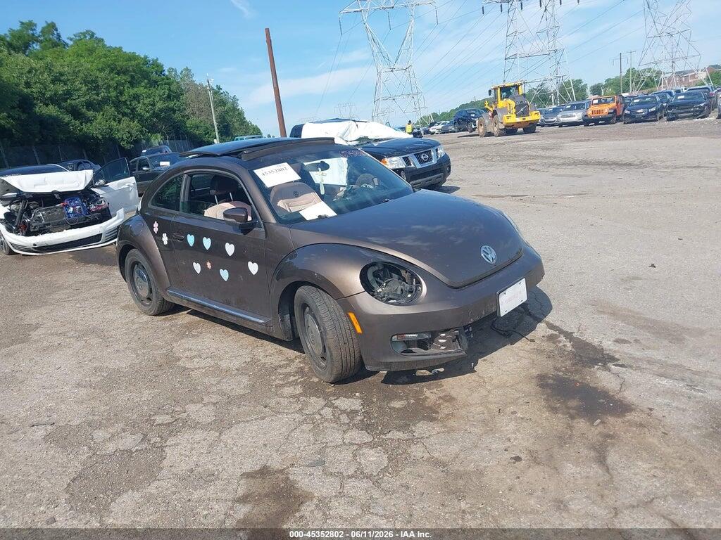 3VWJP7AT3DM675830 2013 VOLKSWAGEN BEETLE photo no. 1
