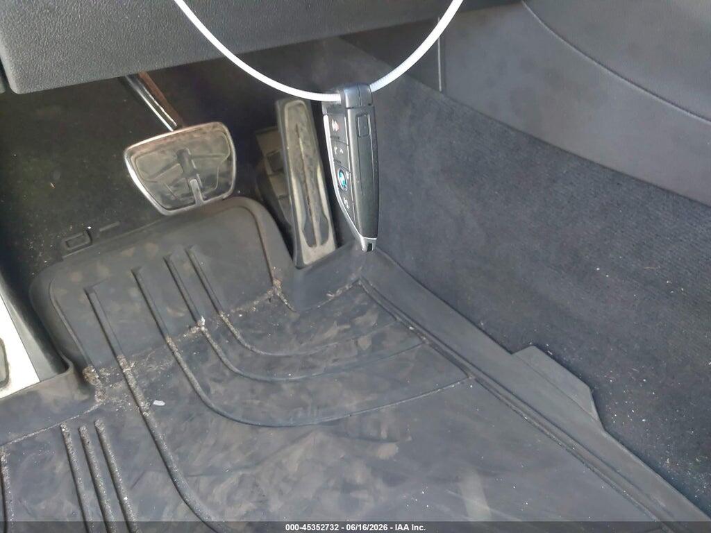 WBA73BJ02MCF88455 2021 BMW 540I photo no. 11