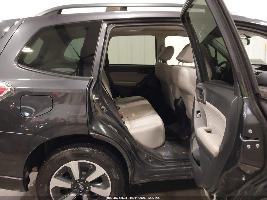 JF2SJAEC1HH571445 2017 SUBARU FORESTER photo no. 8