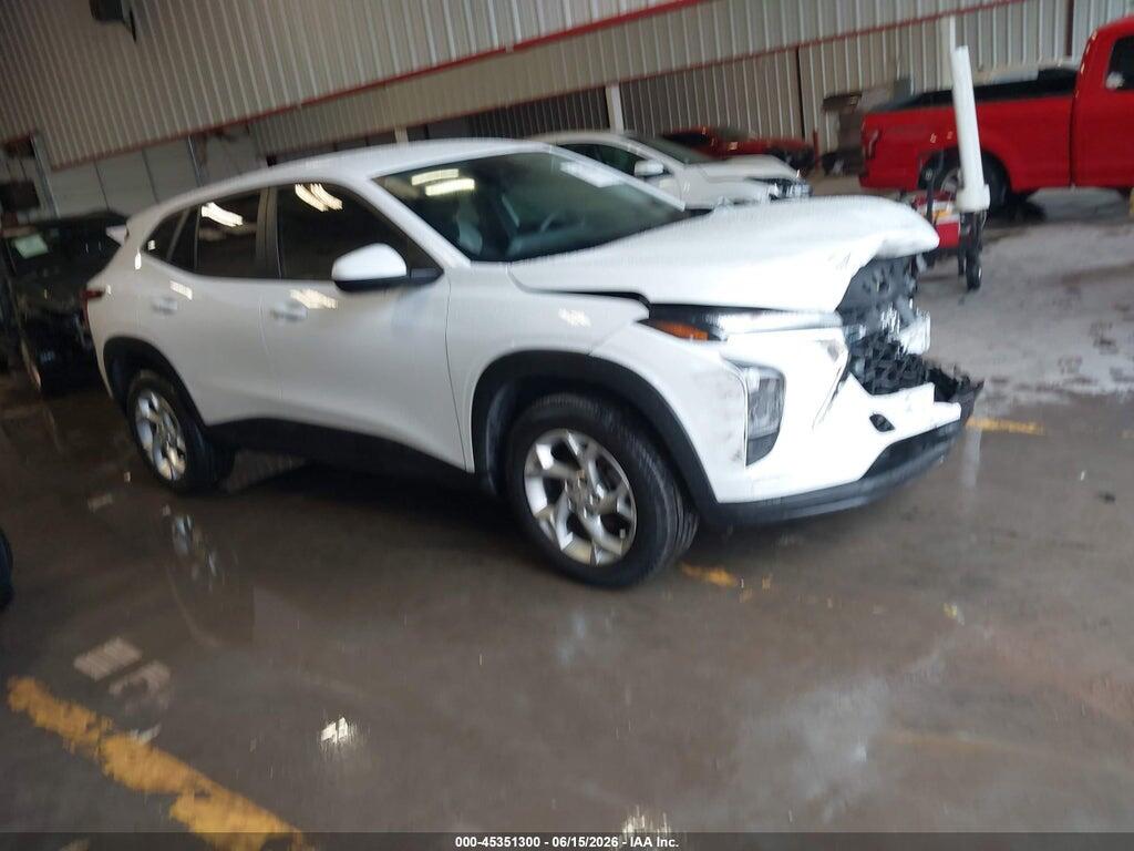 KL77LFEP3SC166106 2025 CHEVROLET TRAX photo no. 1