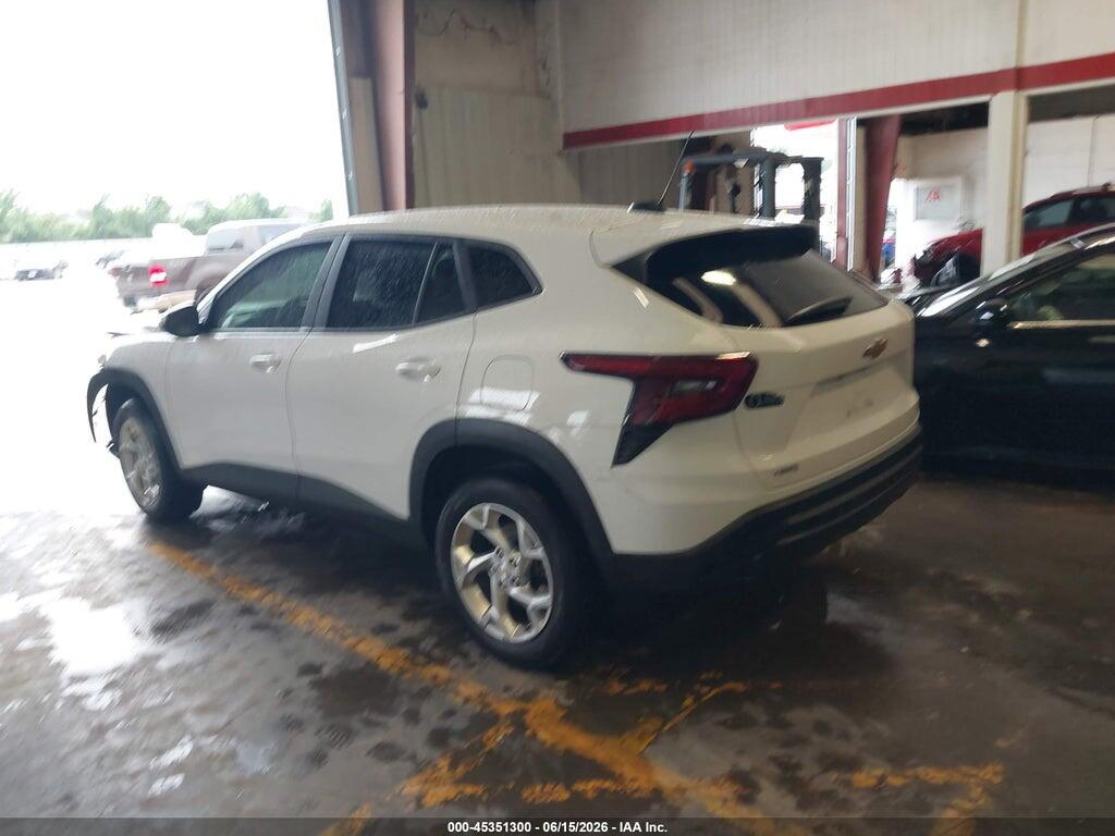 KL77LFEP3SC166106 2025 CHEVROLET TRAX photo no. 3