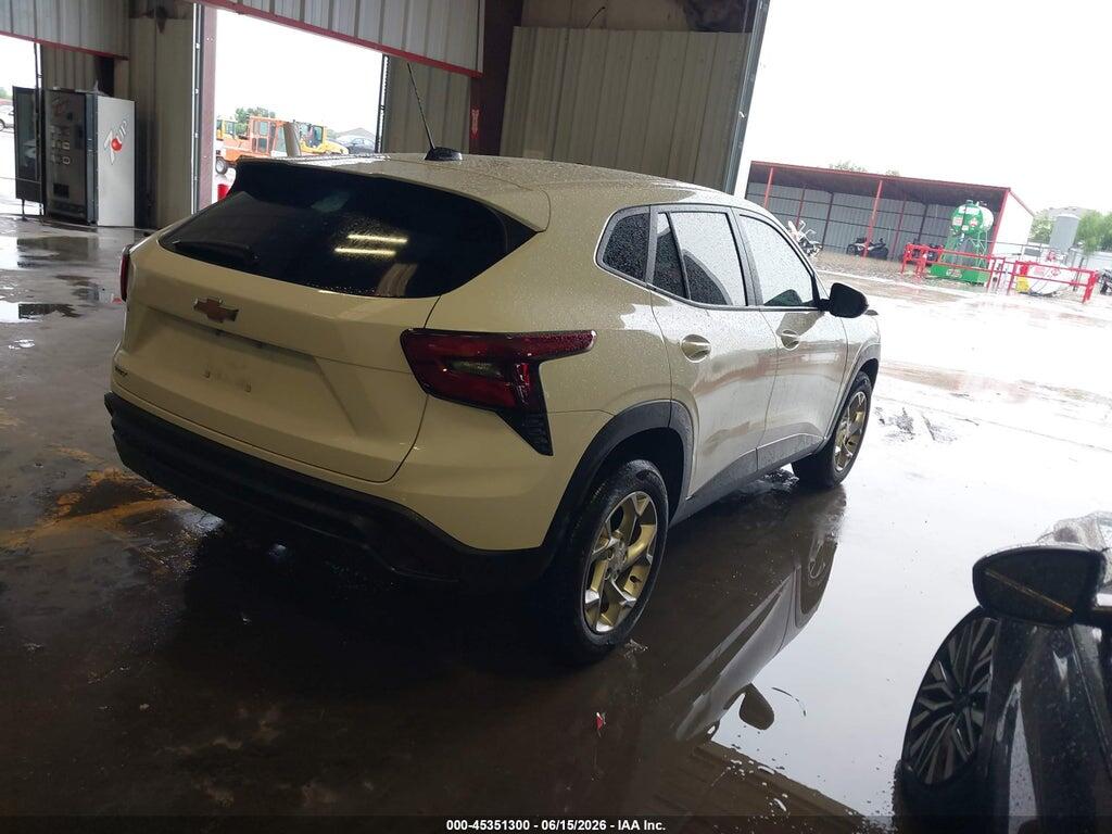 KL77LFEP3SC166106 2025 CHEVROLET TRAX photo no. 4