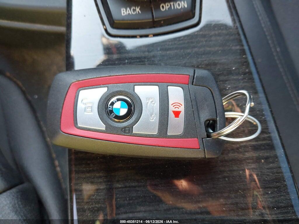WBA8B7G59GNT70610 2016 BMW 340I photo no. 11