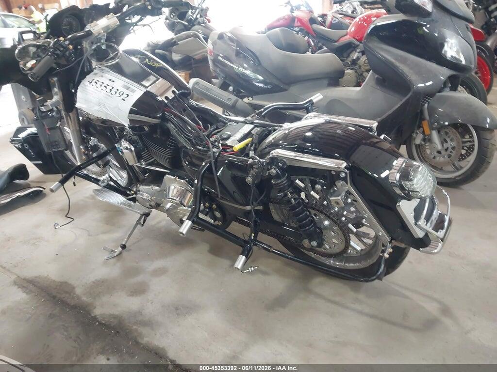 1HD1FFW103Y611088 2003 HARLEY-DAVIDSON FLHTCI photo no. 3