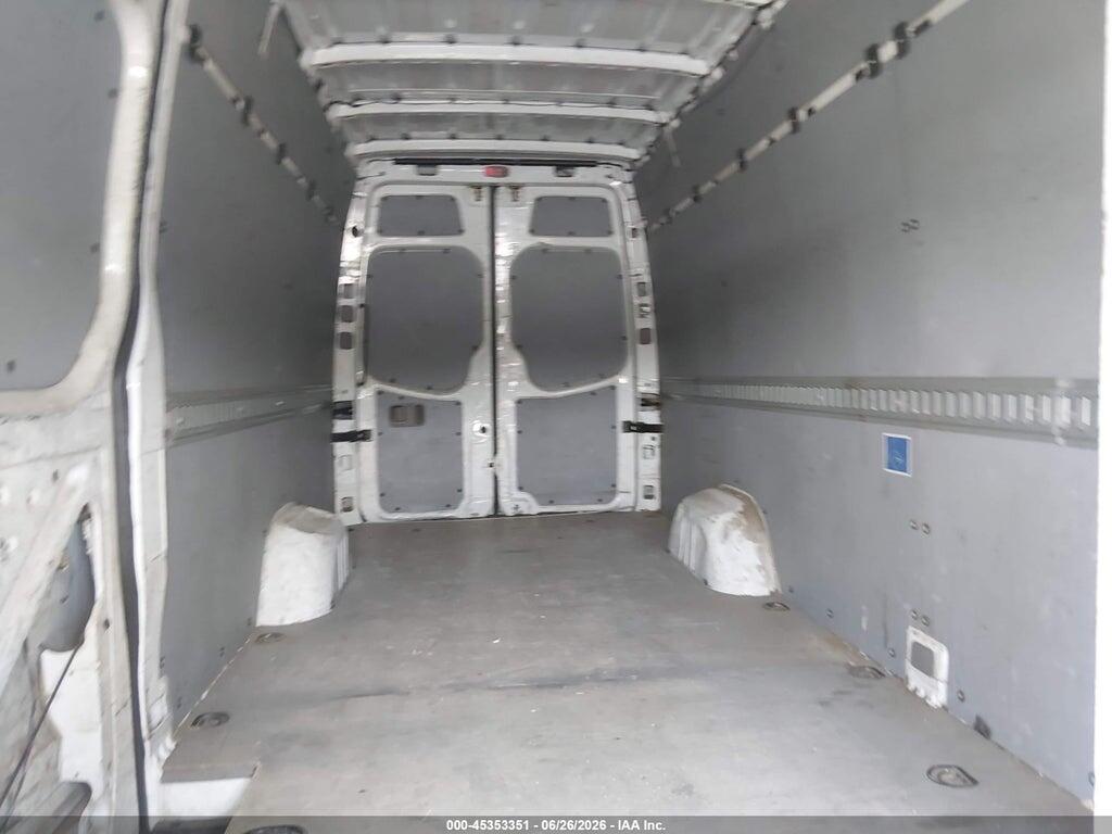 WDYPE8CC3B5541557 2011 FREIGHTLINER SPRINTER 2500 photo no. 8