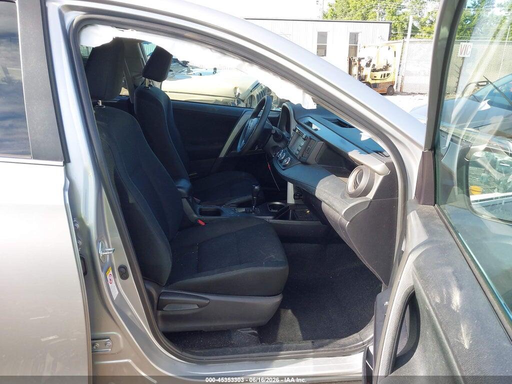 2T3ZFREV0JW466037 2018 TOYOTA RAV4 photo no. 5