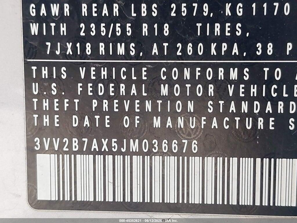 3VV2B7AX5JM036676 2018 VOLKSWAGEN TIGUAN photo no. 9