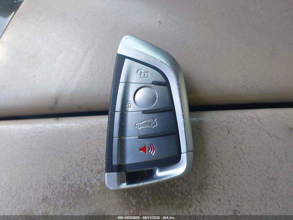 WBA5B1C50ED484326 2014 BMW 535I photo no. 11