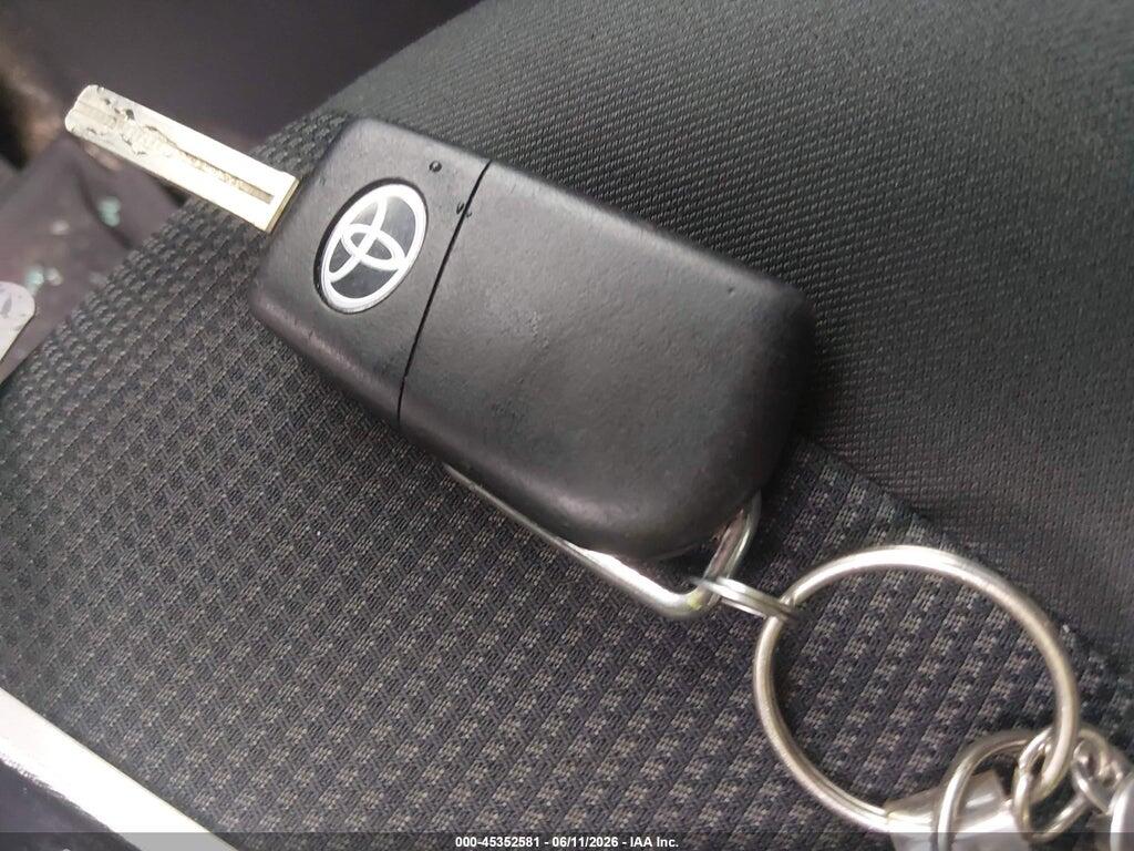 2T3F1RFV2KW072217 2019 TOYOTA RAV4 photo no. 11