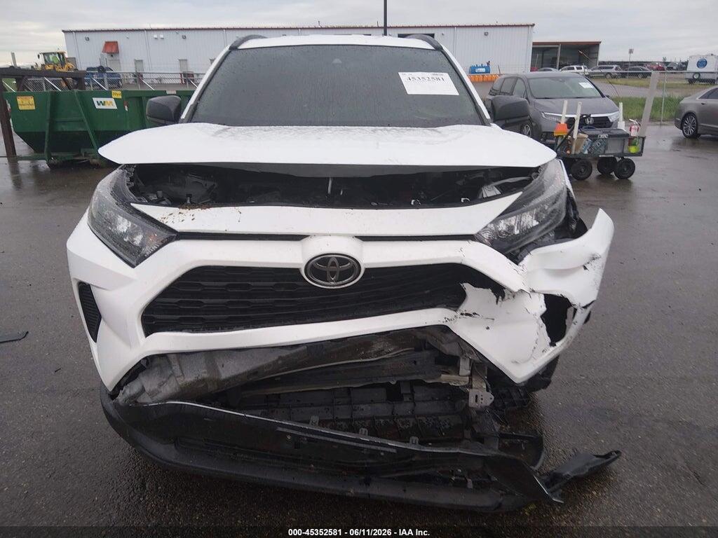 2T3F1RFV2KW072217 2019 TOYOTA RAV4 photo no. 6