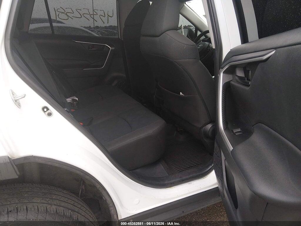 2T3F1RFV2KW072217 2019 TOYOTA RAV4 photo no. 8
